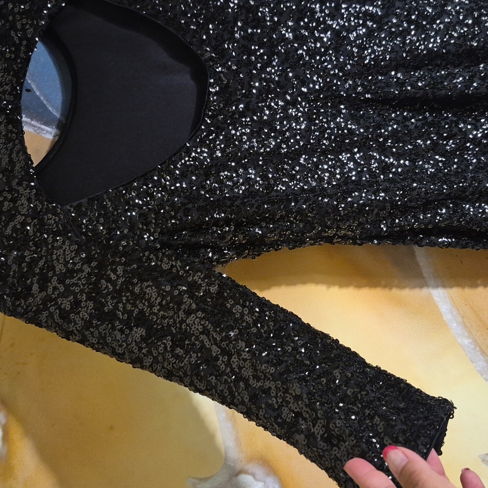 Express Sparkling Black Sequin Long Sleeve Dress - Picture 5 of 7